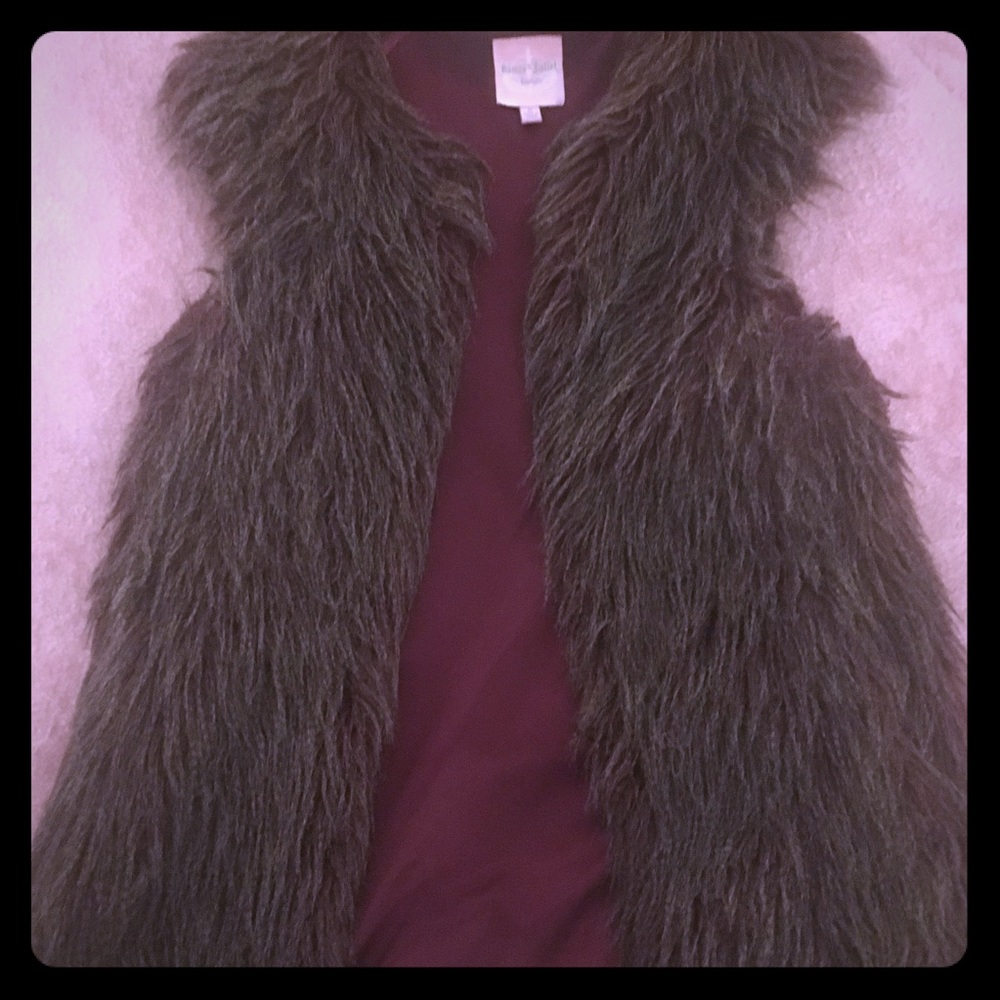 Faux fur vest